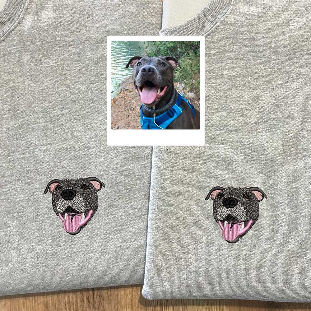 Sweat bordada com animal de estimação